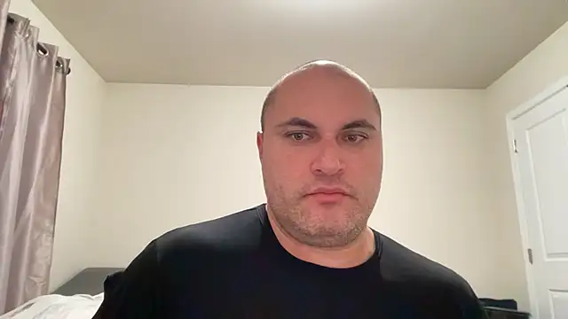 SluggishChase99 online show from February 4, 2026, 2:39 am