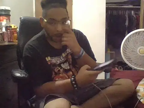 Snapshot of Dj-yefri-pauta chatting on February 20, 2026, 7:03 pm Dj-yefri-pauta online show from February 20, 2026, 7:03 pm