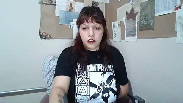 Snapshot of bbyedarling chatting on November 15, 2025, 9:32 pm bbyedarling online show from November 15, 2025, 9:32 pm