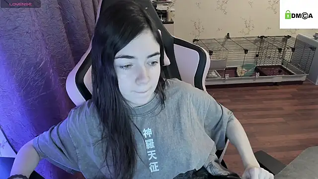 Snapshot of Crazy_forest_fairy chatting on December 28, 2024, 1:08 am Crazy forest fairy online show from December 28, 2024, 1:08 am