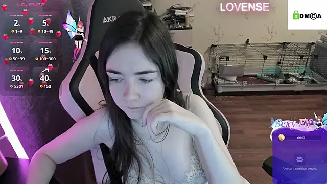 Snapshot of Crazy_forest_fairy chatting on January 11, 2025, 12:22 am Crazy forest fairy online show from January 11, 2025, 12:22 am