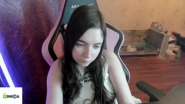 Crazy forest fairy online show from April 3, 2026, 10:30 pm