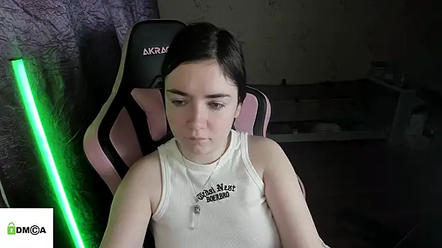 Crazy forest fairy online show from April 6, 2026, 3:04 am