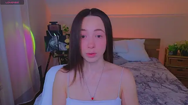 Hayle Hill online show from February 1, 2026, 9:52 am