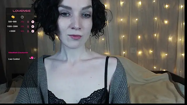 TinaWince online show from December 5, 2024, 8:00 am