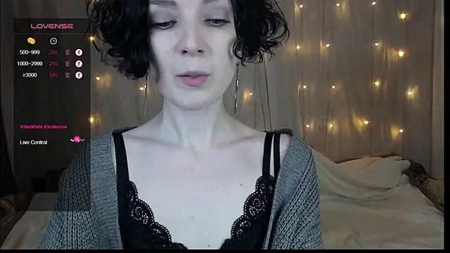 TinaWince online show from January 8, 2025, 5:05 am