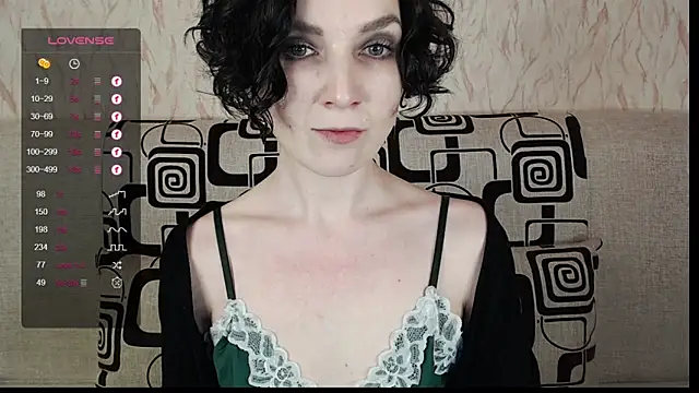 TinaWince online show from March 19, 2025, 9:38 am