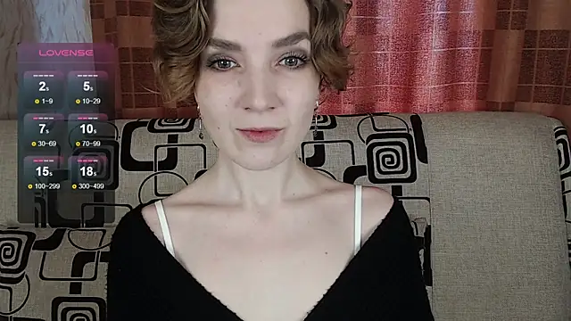 TinaWince online show from April 9, 2026, 4:56 am