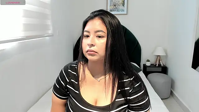 Snapshot of _alaiasmile_ chatting on May 18, 2026, 5:08 pm alaiasmile online show from May 18, 2026, 5:08 pm