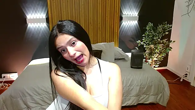 Snapshot of dafne_bss chatting on January 8, 2025, 9:42 am dafne bss online show from January 8, 2025, 9:42 am