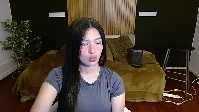 Snapshot of dafne_bss chatting on February 7, 2025, 5:10 am dafne bss online show from February 7, 2025, 5:10 am