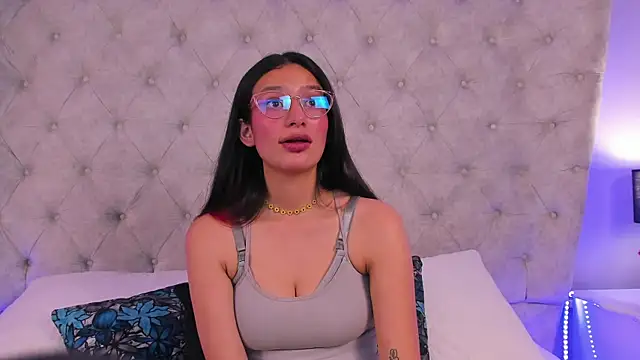 Snapshot of dafne_bss chatting on August 3, 2026, 9:04 am dafne bss online show from August 3, 2026, 9:04 am