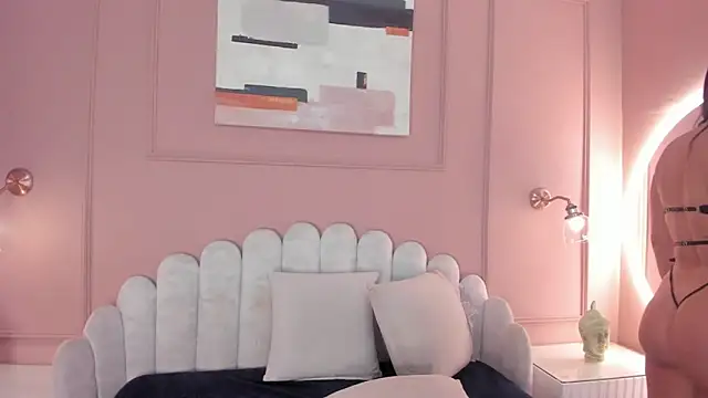 mara brooks online show from September 23, 2025, 7:39 pm