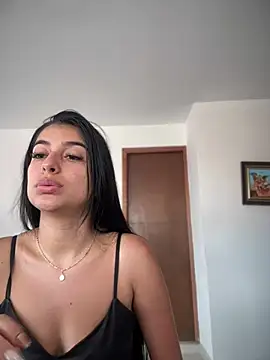 Snapshot of Naughty_arabs chatting on December 20, 2024, 9:06 pm Naughty arabs online show from December 20, 2024, 9:06 pm