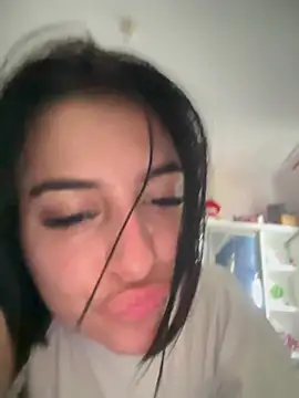 Snapshot of Naughty_arabs chatting on December 26, 2024, 10:09 pm Naughty arabs online show from December 26, 2024, 10:09 pm