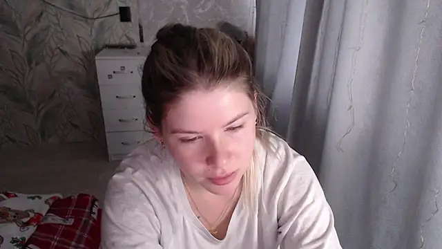 Snapshot of MelissaXKinky chatting on November 17, 2025, 7:36 am MelissaXKinky online show from November 17, 2025, 7:36 am