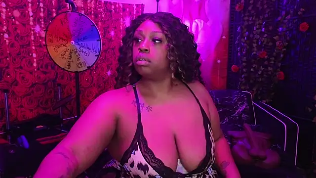 Snapshot of cheriserozequeen chatting on April 2, 2026, 5:43 pm cheriserozequeen online show from April 2, 2026, 5:43 pm