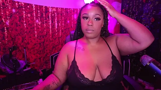 Snapshot of cheriserozequeen chatting on May 15, 2026, 11:34 pm cheriserozequeen online show from May 15, 2026, 11:34 pm