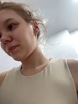 Snapshot of Ketitull chatting on January 25, 2025, 1:32 am Ketitull online show from January 25, 2025, 1:32 am