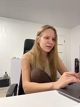 Snapshot of Ketitull chatting on June 5, 2026, 8:36 pm Ketitull online show from June 5, 2026, 8:36 pm