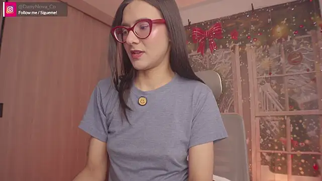 DanyNova Co online show from December 2, 2025, 9:10 pm