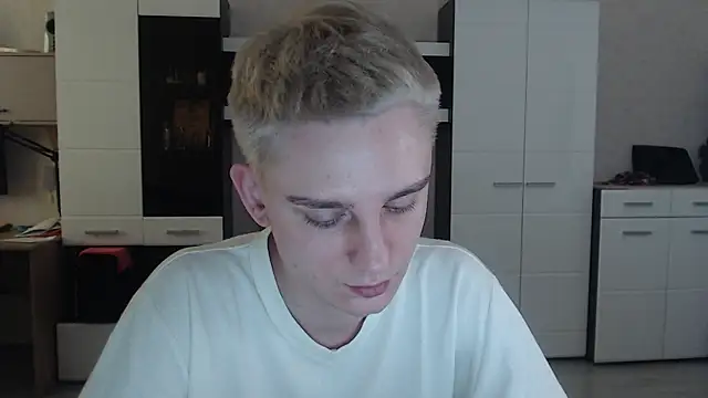 angryzan online show from February 24, 2025, 7:55 am