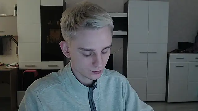 angryzan online show from February 26, 2025, 8:26 am