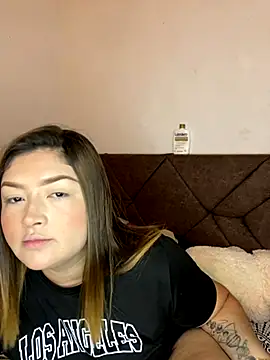 Sofia Queen17 online show from September 14, 2025, 10:47 am