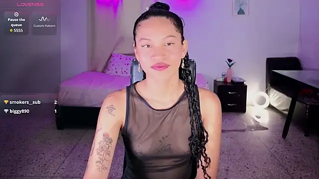 Peggy Funn online show from October 2, 2025, 11:45 pm