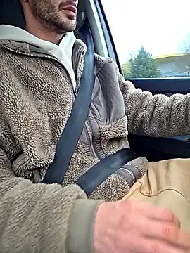 Zeefy online show from March 31, 2026, 9:32 am