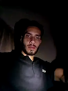 jhon01000 online show from October 12, 2025, 9:08 am