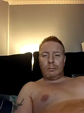 Snapshot of walker1979 chatting on October 10, 2025, 9:03 pm walker1979 online show from October 10, 2025, 9:03 pm