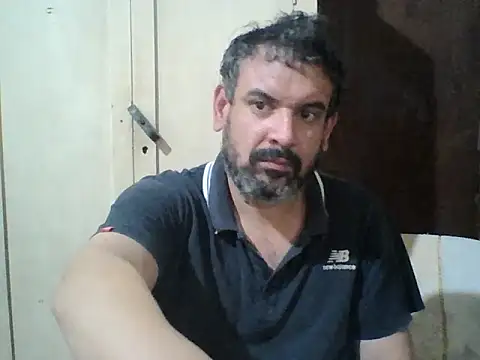 Snapshot of Rodrigo_happy chatting on October 23, 2025, 1:49 am Rodrigo happy online show from October 23, 2025, 1:49 am