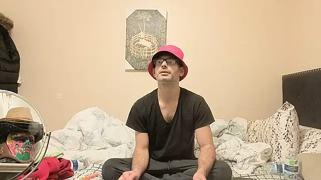 Snapshot of hailzeffn chatting on December 21, 2025, 1:02 am hailzeffn online show from December 21, 2025, 1:02 am