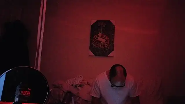 Snapshot of hailzeffn chatting on February 4, 2026, 3:01 am hailzeffn online show from February 4, 2026, 3:01 am