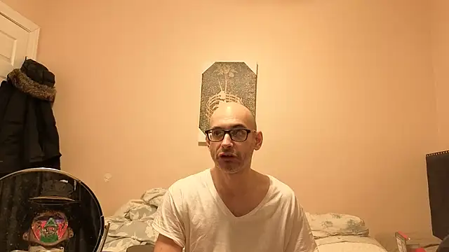 Snapshot of hailzeffn chatting on February 14, 2026, 1:35 am hailzeffn online show from February 14, 2026, 1:35 am