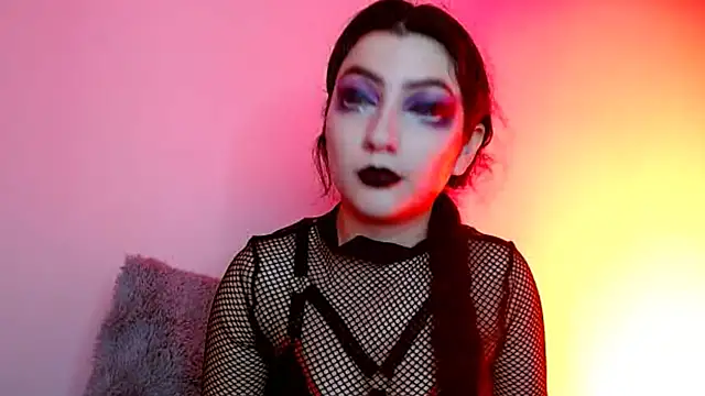 sophy rock online show from November 20, 2025, 6:18 pm