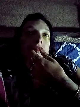 whitetrashdirtyslut online show from November 13, 2025, 10:14 am