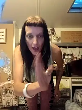 whitetrashdirtyslut online show from March 13, 2026, 12:56 pm