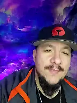 Snapshot of Spunonymous chatting on January 11, 2025, 12:18 pm Spunonymous online show from January 11, 2025, 12:18 pm