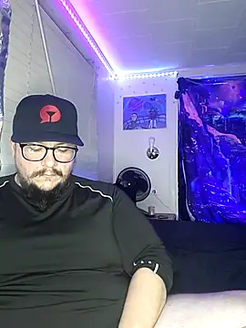 Snapshot of Spunonymous chatting on February 14, 2025, 4:04 am Spunonymous online show from February 14, 2025, 4:04 am