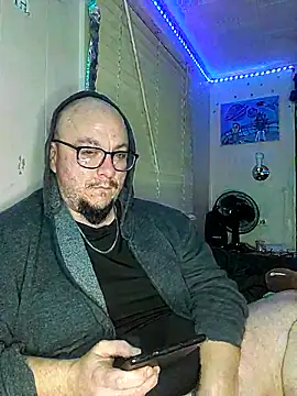 Snapshot of Spunonymous chatting on February 16, 2025, 11:27 am Spunonymous online show from February 16, 2025, 11:27 am