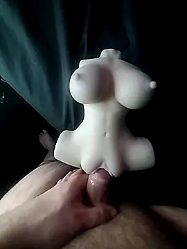 Snapshot of Spunonymous chatting on February 22, 2025, 4:19 pm Spunonymous online show from February 22, 2025, 4:19 pm