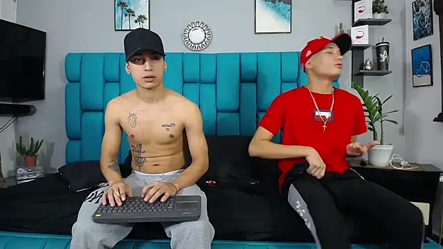 Leon hot X online show from January 27, 2025, 11:54 pm