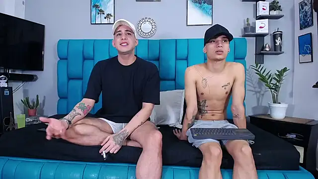 Leon hot X online show from February 2, 2025, 6:31 pm