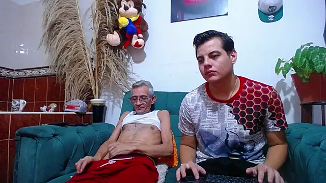 Leon hot X online show from March 1, 2025, 7:30 am