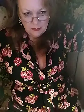 Snapshot of Snezhana chatting on February 16, 2025, 8:22 pm Snezhana online show from February 16, 2025, 8:22 pm