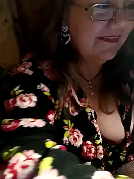 Snapshot of Snezhana chatting on February 16, 2025, 11:26 pm Snezhana online show from February 16, 2025, 11:26 pm