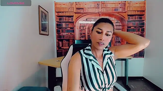 khiara moretti online show from December 27, 2024, 7:35 pm