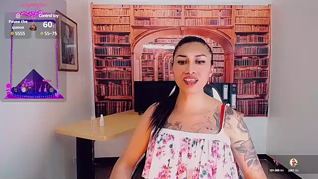 khiara moretti online show from February 5, 2025, 10:55 pm